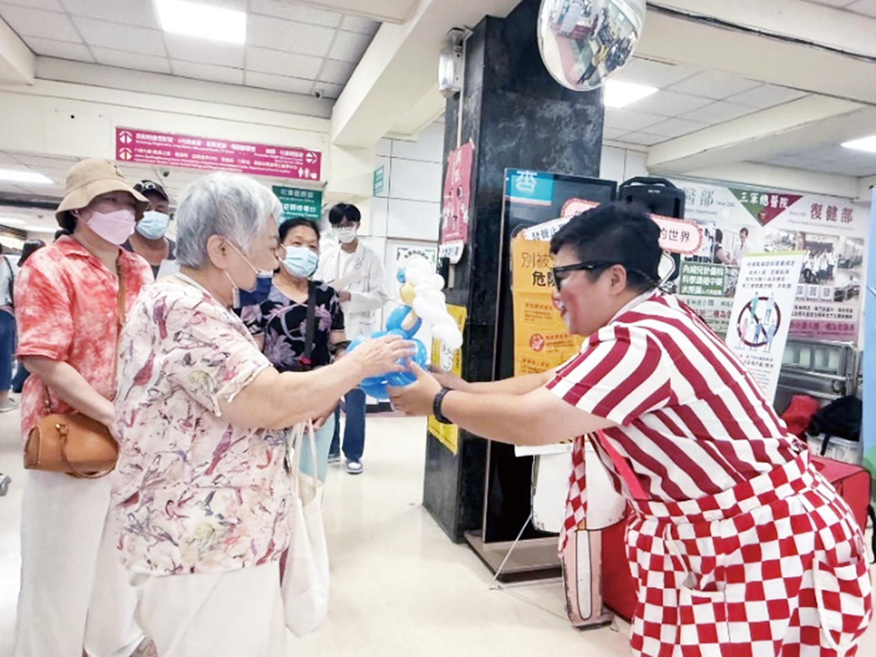 6月23日在汀州院區辦理器官捐贈同意註記愛心簽卡活動01